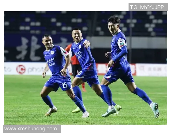 球星视角畅谈足球技战术与成长故事启示